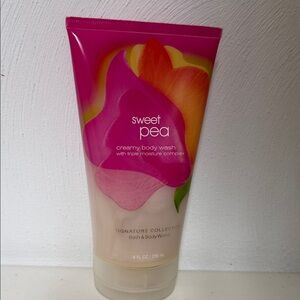 Bath & Body Works Sweet Pea Creamy Body Wash